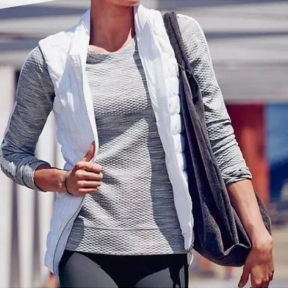 Athleta Snowscape Thumbhole Pullover Heather Gray | Size L